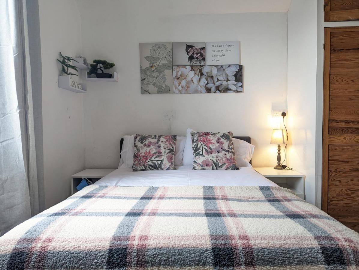 Whitchurch 1 Bedroom Apartment Cardiff Esterno foto